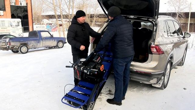 Мотосноуборд Искра-2 (Ижтехмаш). Погрузка в автомобиль, выгрузка из автомобиля. смотреть онлайн