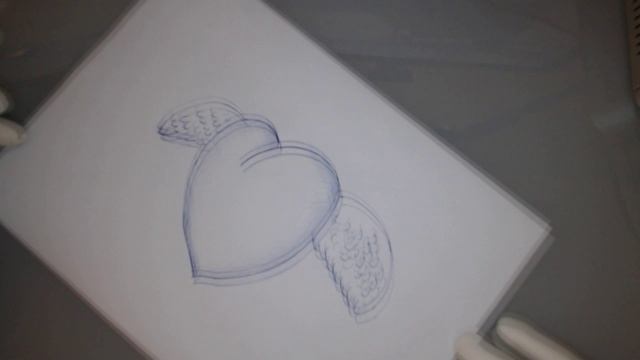 Скетч - Любовь, сердечко (набросок шариковой ручкой)