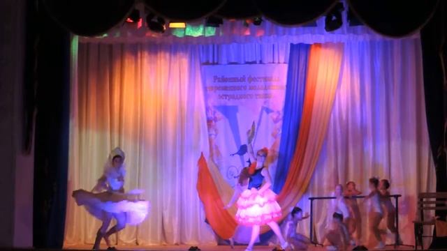 Старшая+младшая группа Народного Театра танца "Искорки" "Бабушка моя"" смотреть онлайн