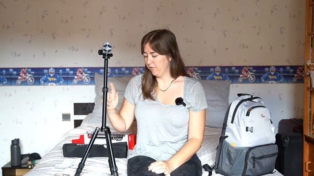 MANFROTTO ELEMENT SMALL TRIPOD - UNBOXING & FIRST IMPRESSIONS. Is This The Best Travel Tripod?