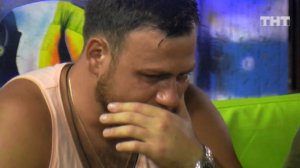 Дом-2: Валера почувствовал себя одиноким с отъездом жены и дочки