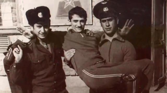 ВЫПУСКНИКИ САСОВСКОЕ ЛЕТНОЕ УЧИЛИЩА ИЗ БАКУ смотреть онлайн