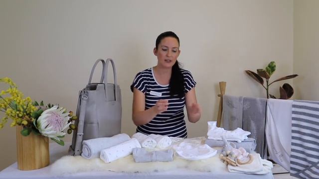 How to Pack a Nappy Bag | Purebaby смотреть онлайн