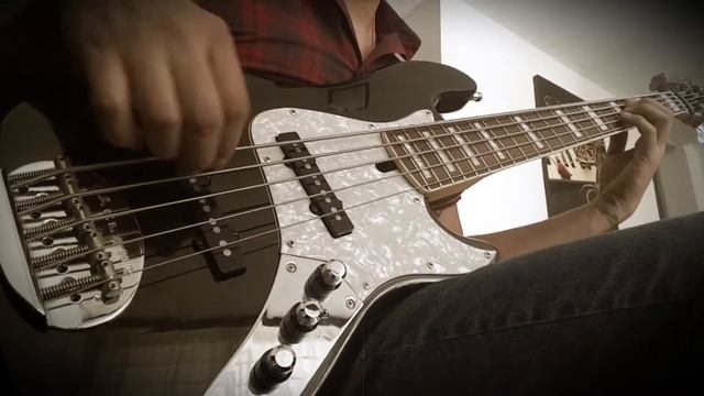 razzmatazz (bass cover) BY ERIK R.F смотреть онлайн