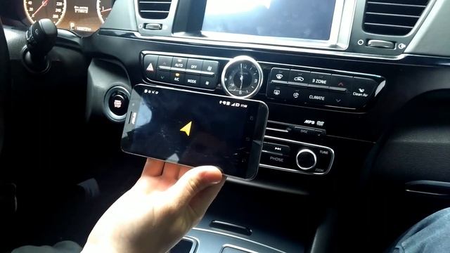 Kia Quoris (2013-2015) - установка блока для дублирования видео с телефона на монитор и колонки смотреть онлайн