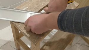 монтаж светильника в алюминиевом потолке