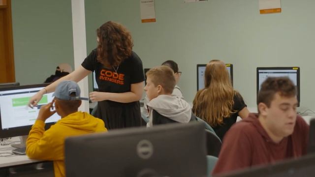 Code Avengers - Code Camp смотреть онлайн