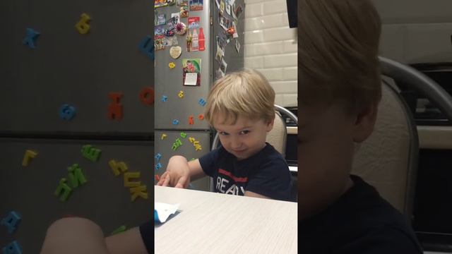 Янчик Мальчик рассказывает про садик и друзей :) 🐥 смотреть онлайн