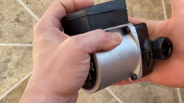 ? НАСОС GRUNDFOS UPSO 15-70 130 1X230V 50 HZ смотреть онлайн