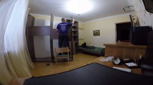 Шкаф купе на три двери , монтаж в одиночку.