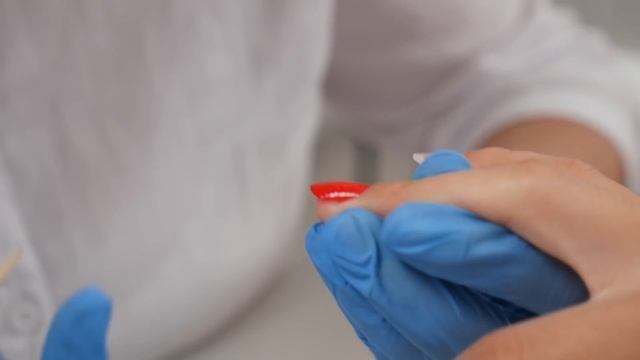 Никогда так не делай! / Страшные ошибки мастера маникюра при нанесении гель-лака смотреть онлайн