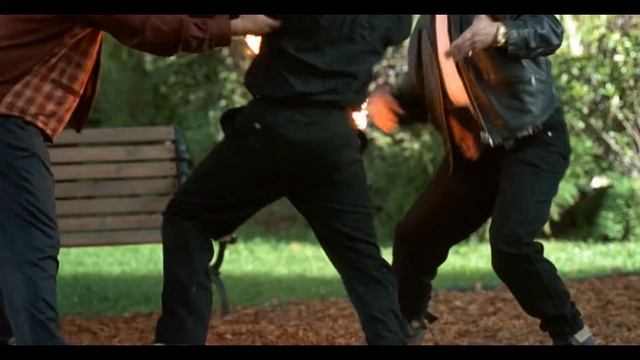 Как потушить пожар в штанах. Ползком от Гангстеров. смотреть онлайн