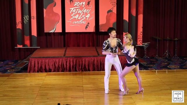 世界で踊る Salsa Show - Vol.1 - at Taiwan Salsa Carnival Plinio Guzman (LA-33) / Dancer : HIDE & PEK смотреть онлайн