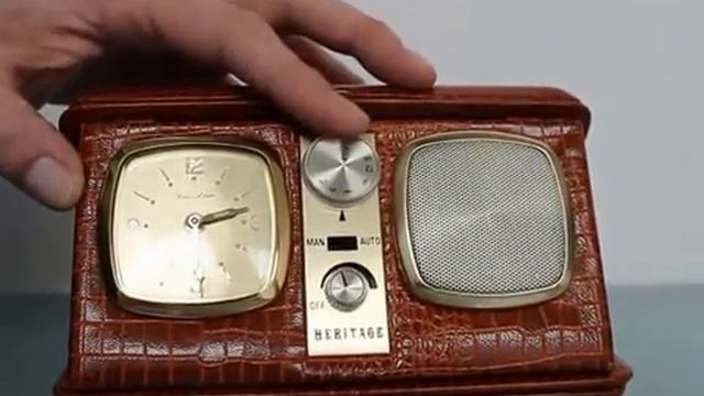 Дорожные радио-часы с будильником HERITAGE смотреть онлайн