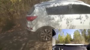 KIA Sportage и Toyota Highlander на бездорожье