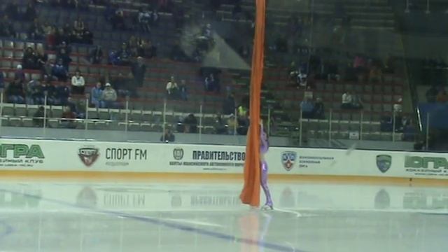 Арена Югра 20.09.2015, домашний матч ХК Югра. Фигурное катание+воздушные полотна смотреть онлайн