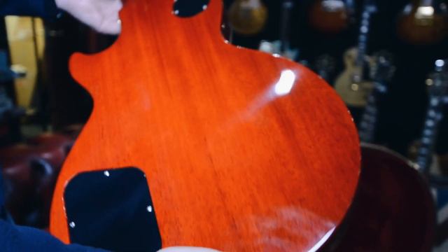 'Inbox' Episode 5 | 2019 Gibson Les Paul Standard & 2011 R9 Gibson Les Paul Quilt Top смотреть онлайн