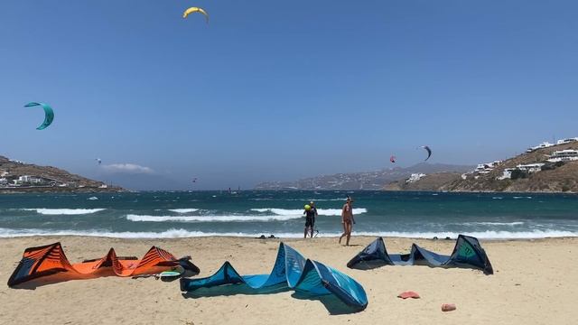 MYKONOS ISLAND (Greece) | Highlights: capital, beach clubs, kite surf & sunsets смотреть онлайн