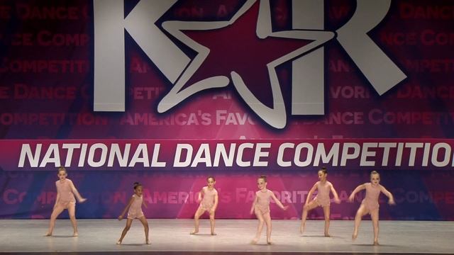 "Landslide" Mini Contemporary Small Group - Elite Dance Center смотреть онлайн