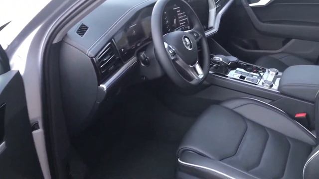 Видеопрезентация автомобиля Touareg Exclusive TDI Antimonial смотреть онлайн