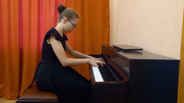 Алексеева Эвелина г. Хабаровск - Л. ван Бетховен. Соната 1 фа минор (I часть). смотреть онлайн