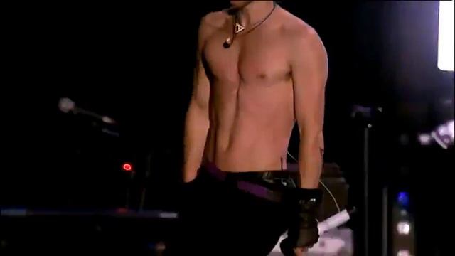30 Seconds To Mars - Closer To The Edge (Reading Festival 2011)