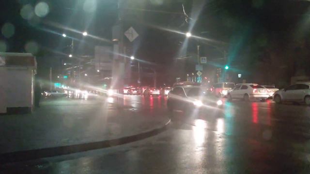 Пробка на углу Токарева и Октябрьской. Свободная Тула смотреть онлайн