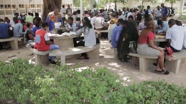 Tanzania Introduces English in High School, bans use of Swahili to Teach смотреть онлайн