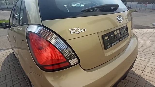 KIA RIO 2011
