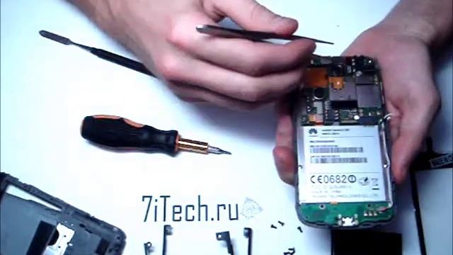 7iTech: как разобрать Huawei 8815 Ascend G300 / How To Disassemble Huawei Ascend G300