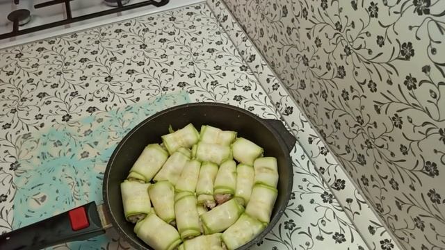 ГОЛУБЦЫ В КАБАЧКАХ.\\очень вкусно , тает во рту!\\. смотреть онлайн