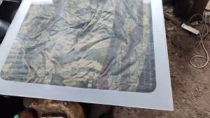 Вклейка стекла в трактор.