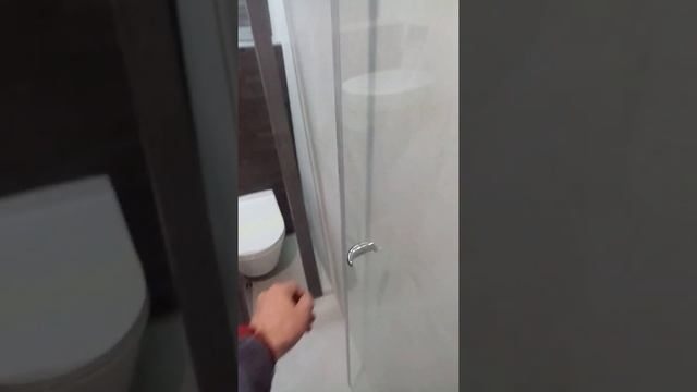 Стеклянная перегородка для душа с дверью смотреть онлайн