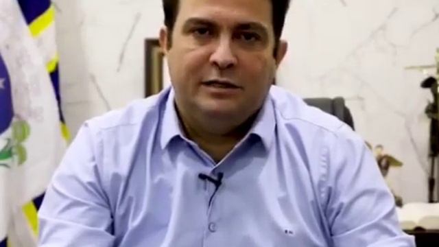 ROBERTO NAVES ANUNCIA AUMENTO DE 18% PARA SERVIDORES DA PREFEITURA