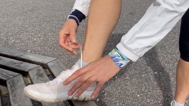 Как правильно шнуровать кроссовки смотреть онлайн