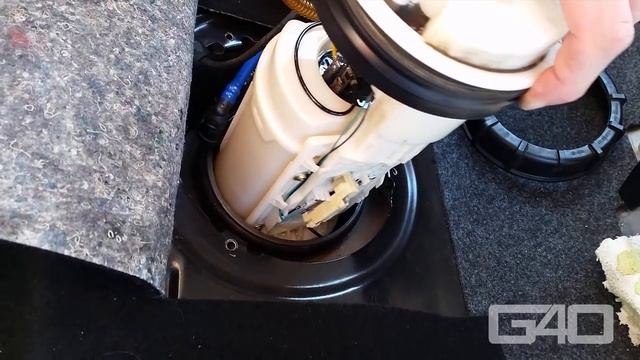 ?? Benzinpumpe am VW Golf 4 / Bora wechseln - Kraftstoffpumpe wechseln смотреть онлайн