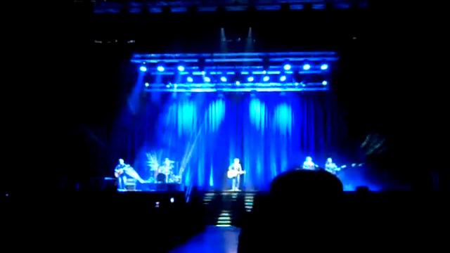 Albert Hammond "Down By The River" Live In South Africa! #alberthammond #downbytheriver #imatrain смотреть онлайн