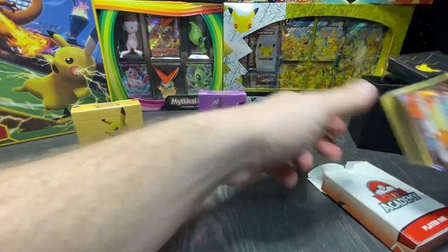 The Pokémon Battle Academy!! They are everywhere! What’s it look like inside? смотреть онлайн