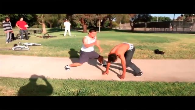 Как отправить в нокаут с одного удара. Уличные драки смотреть онлайн