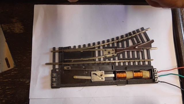 Hornby Dublo Point Motors - 2 Rail смотреть онлайн