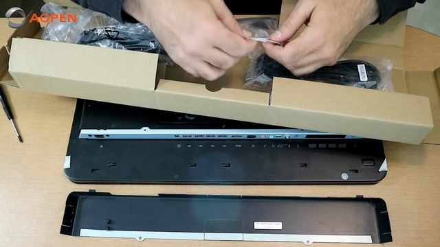 AOPEN Tech Minute: All-in-One eTILE 19-FP2 (with Out of Band) Unboxing смотреть онлайн