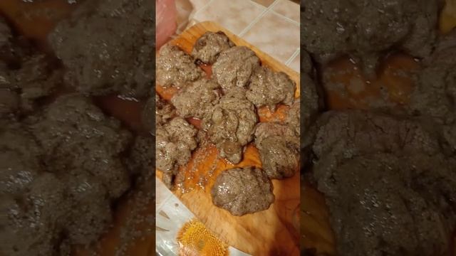 Как пожарить икру сазана ? смотреть онлайн
