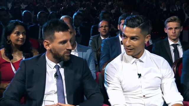 У ФУТБОЛИСТА РОДИЛОСЬ 14 ДЕТЕЙ! Многодетные футболисты. Футбольный топ @user-ov9ve4hg8p смотреть онлайн