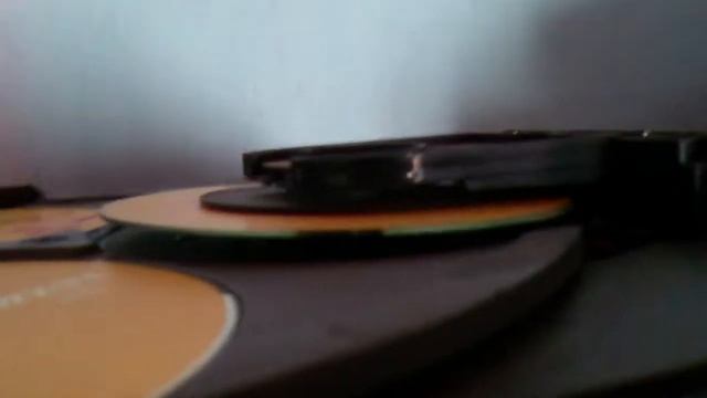Hi-Fi věž Philips 80W смотреть онлайн