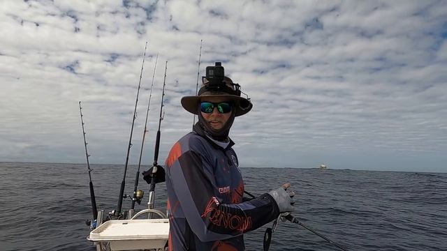 Taking my dad fishing! (catch & clean) смотреть онлайн