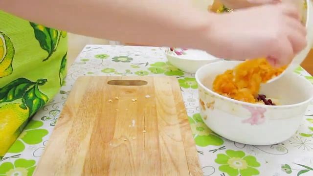 ГОТОВИМ ПРАЗДНИЧНЫЙ САЛАТ НА НОВЫЙ ГОД // ВКУСНЫЙ И ПРОСТОЙ РЕЦЕПТ смотреть онлайн