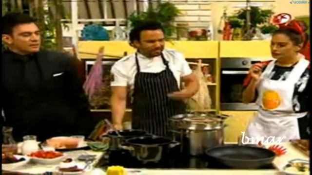 Jorge Salinas en el Día del amor y amistad смотреть онлайн