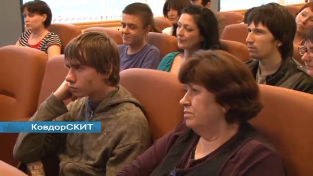 И с учёбой помогут, и с работой смотреть онлайн