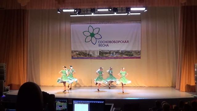 Сосновоборск . Ансамбль "Акварель" с танцем "Расцвела Черёмуха " смотреть онлайн