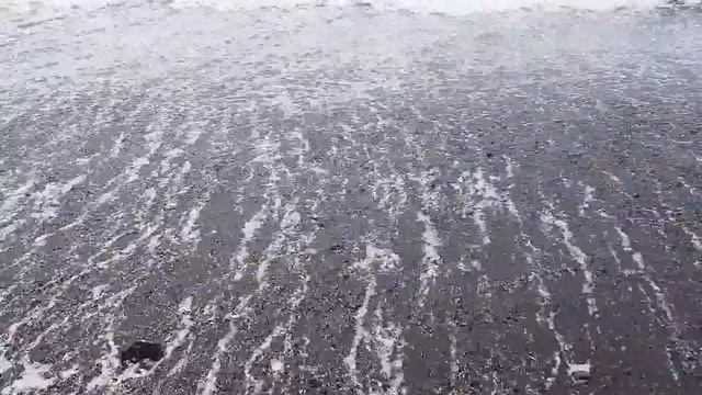 Бали. Пляж с вулканическим песком. смотреть онлайн